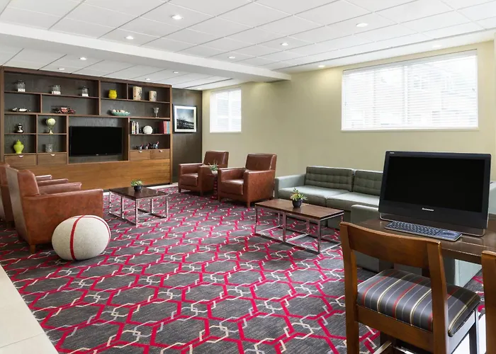 Four Points By Sheraton Surrey
